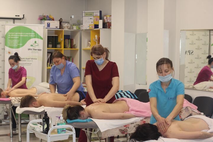 Dezvăluie Secretele Masajului Terapeutic cu Cursul Exclusiv de la Spa Therapy!